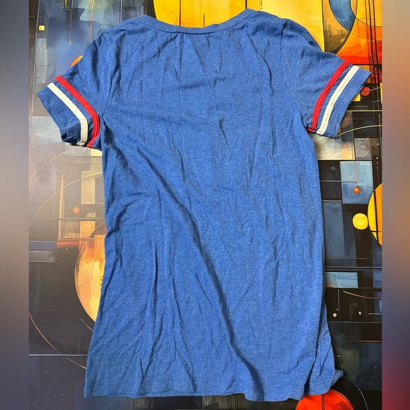Montreal Expos MLB Women’s V-Neck T-Shirt Blue Small Retro 5th & Ocean Baseball - Picture 4 of 4
